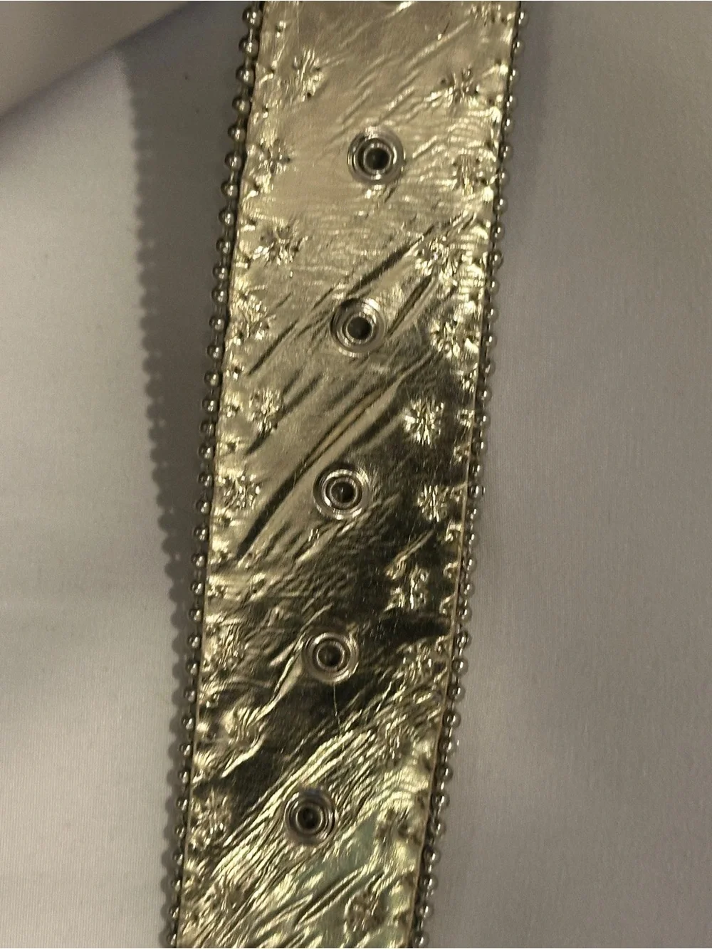 GUESS J Western Gold Studded / Silver Buckle Rhinestone Belt Size Small